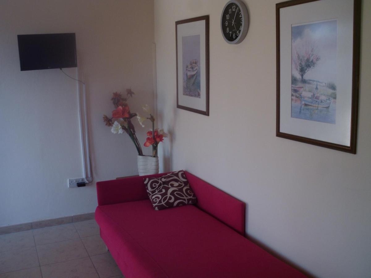 Anastasia Holiday Apartments パ フォス エクステリア 写真